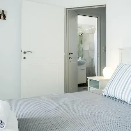 Holiday home Pergola Paros Cycladic House By The Sea+pool Naousa (Paros)