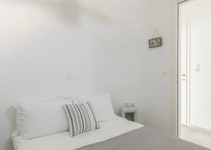 Casa de Férias Pergola Paros Cycladic House By The Sea+pool Naousa